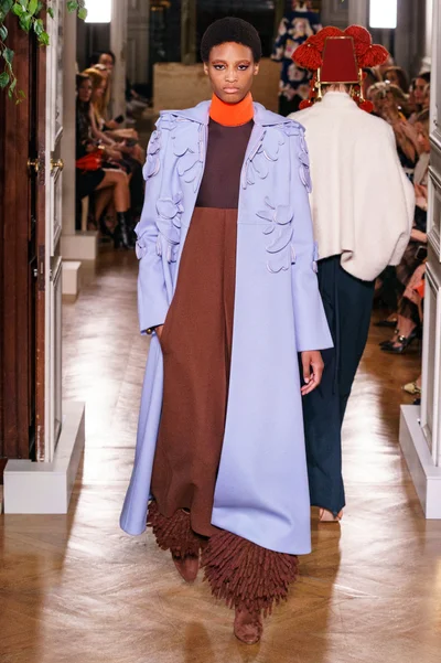 Look 28